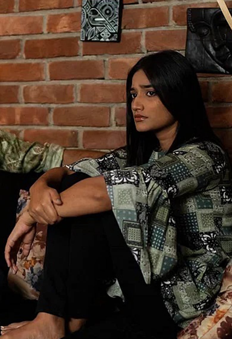 যে ৬ উপায়ে কাছের মানুষেরাই আপনার মনোবল ভেঙে দিচ্ছে