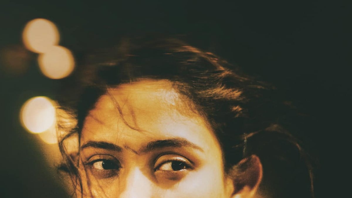 সিনেমাটির পোস্টারে মেহজাবীন চৌধুরী। ছবি: ফেসবুক