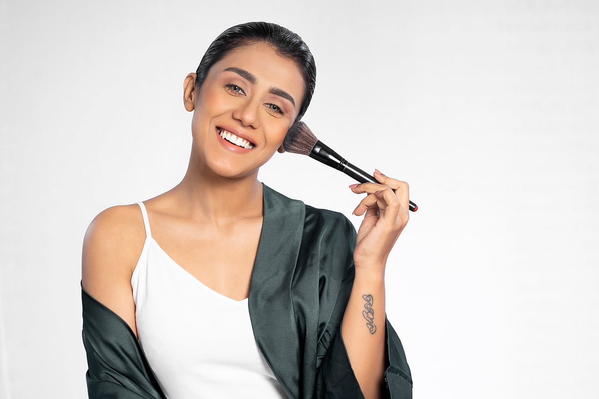 গরমে মেকআপ করার ৭টি ধাপ