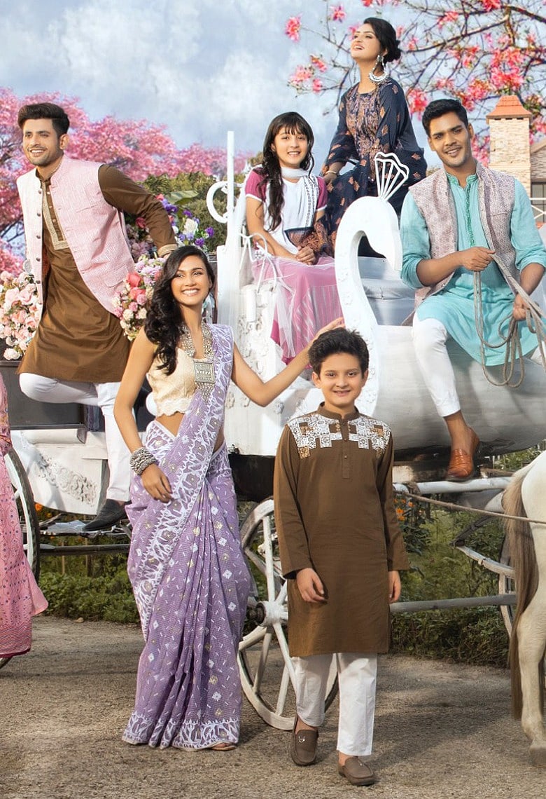 উৎসবের আমেজে ‘সারা’র ঈদ পোশাকের আয়োজন