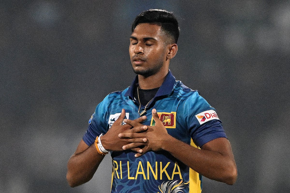 অখ্যাত আকিব নবীর দাম ৮ কোটি ৪০ লাখ , প্রশান্ত বীরের ১৪ কোটি ২০ লাখ রুপি