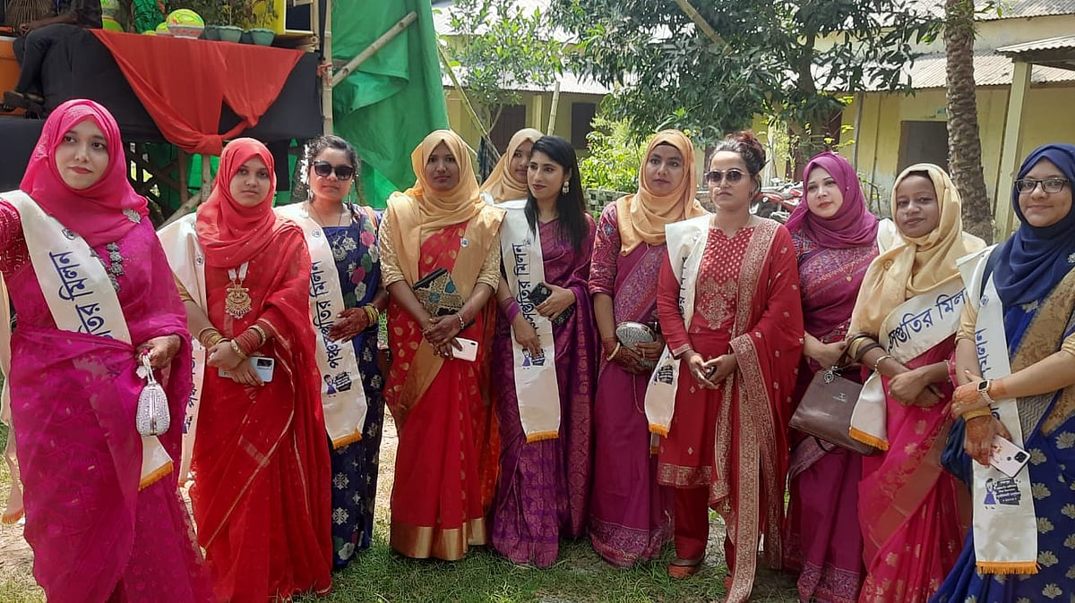 ছবি; প্রথম আলো