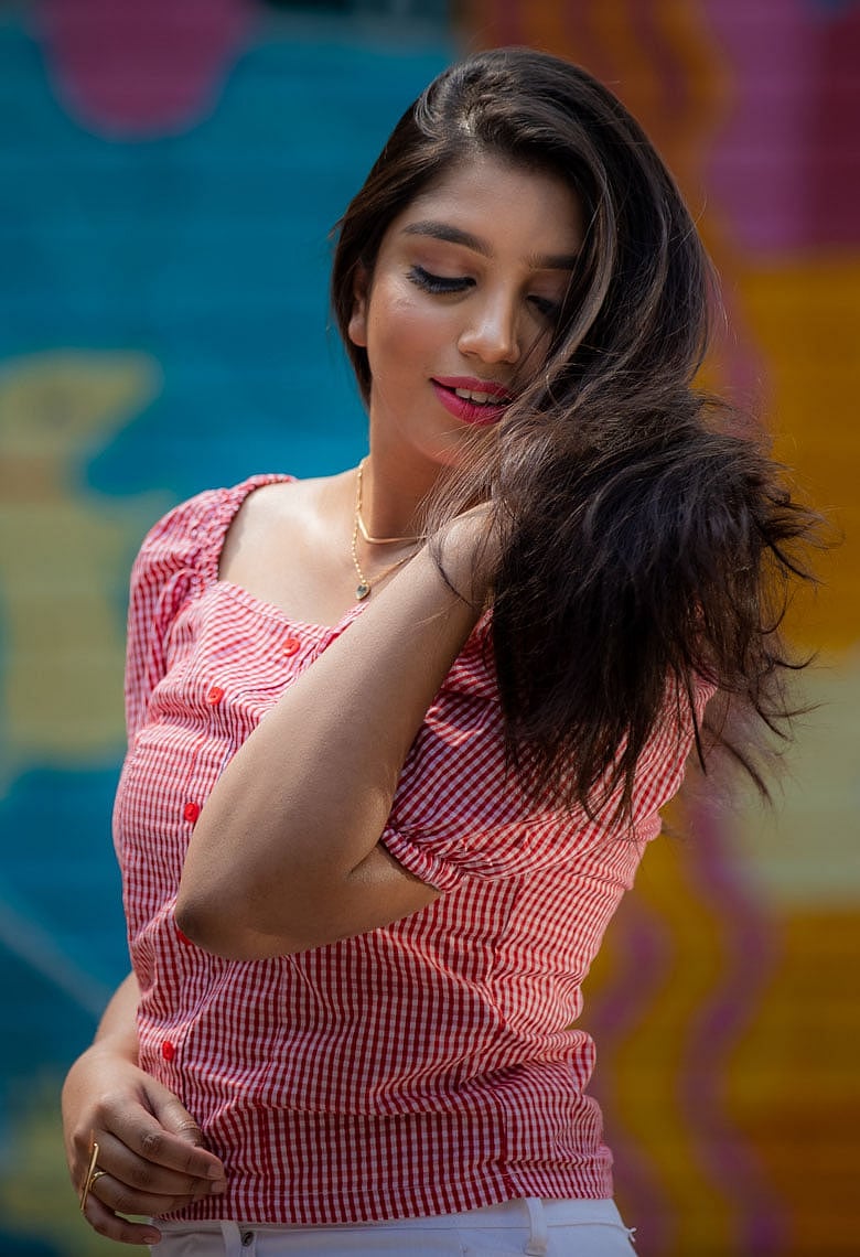 সুগন্ধি ছাড়াই যেভাবে নিজেকে ফ্রেশ রাখবেন