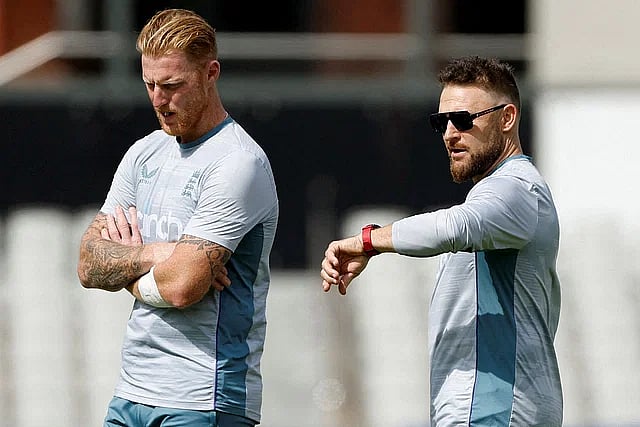 ম্যাককালাম-স্টোকসকে সতর্কবার্তা দিলেন গিলক্রিস্ট-ওয়াহ