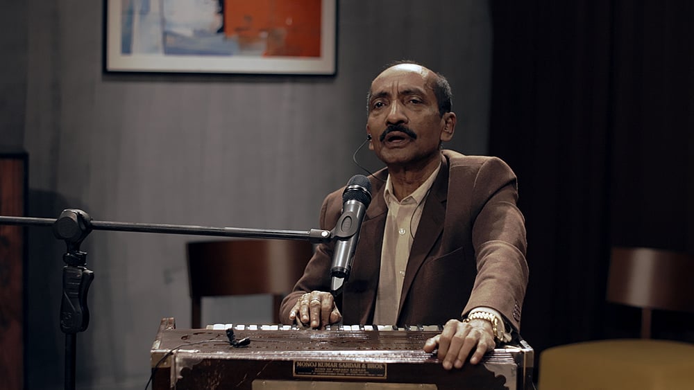 চেক ডিজঅনার মামলায় সংগীতশিল্পী মুজিব পরদেশী কারাগারে