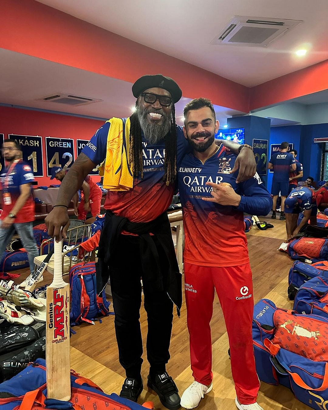 আইপিএলে ছক্কার রাজা গেইল, কোহলি তাহলে কী