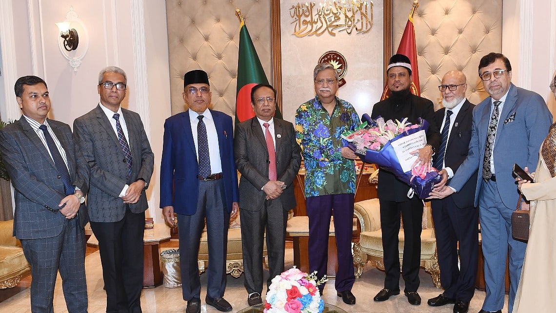 ছবি: বিজ্ঞপ্তি