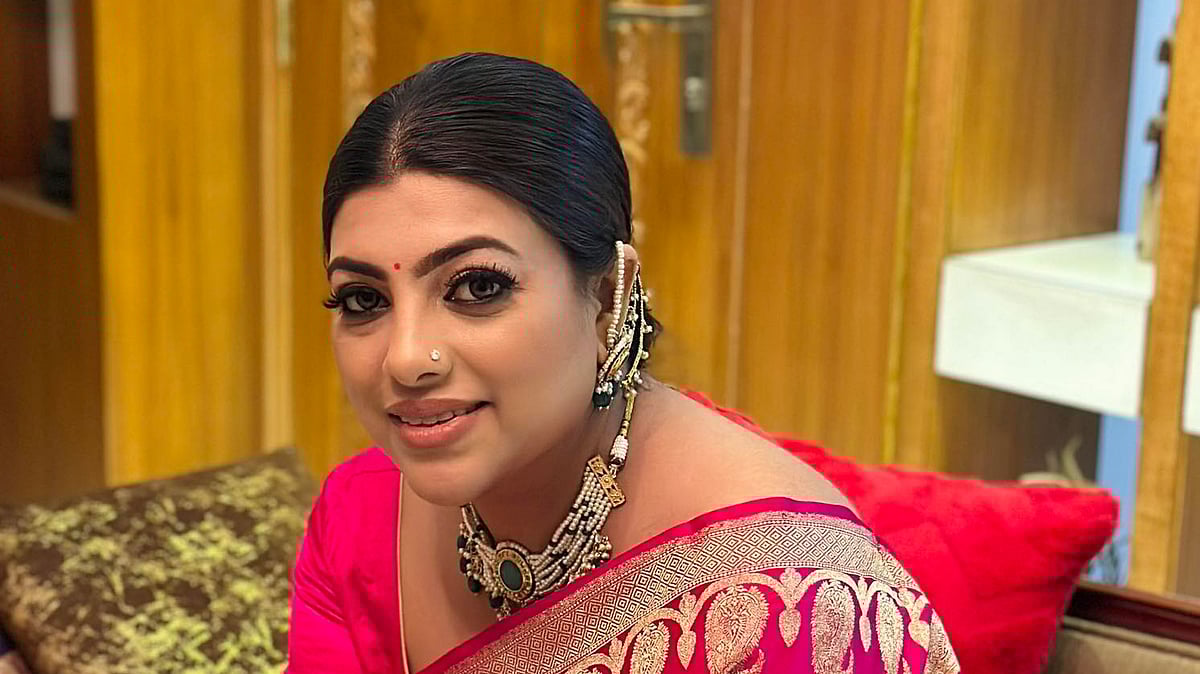 ছবি : মৌয়ের সৌজন্যে