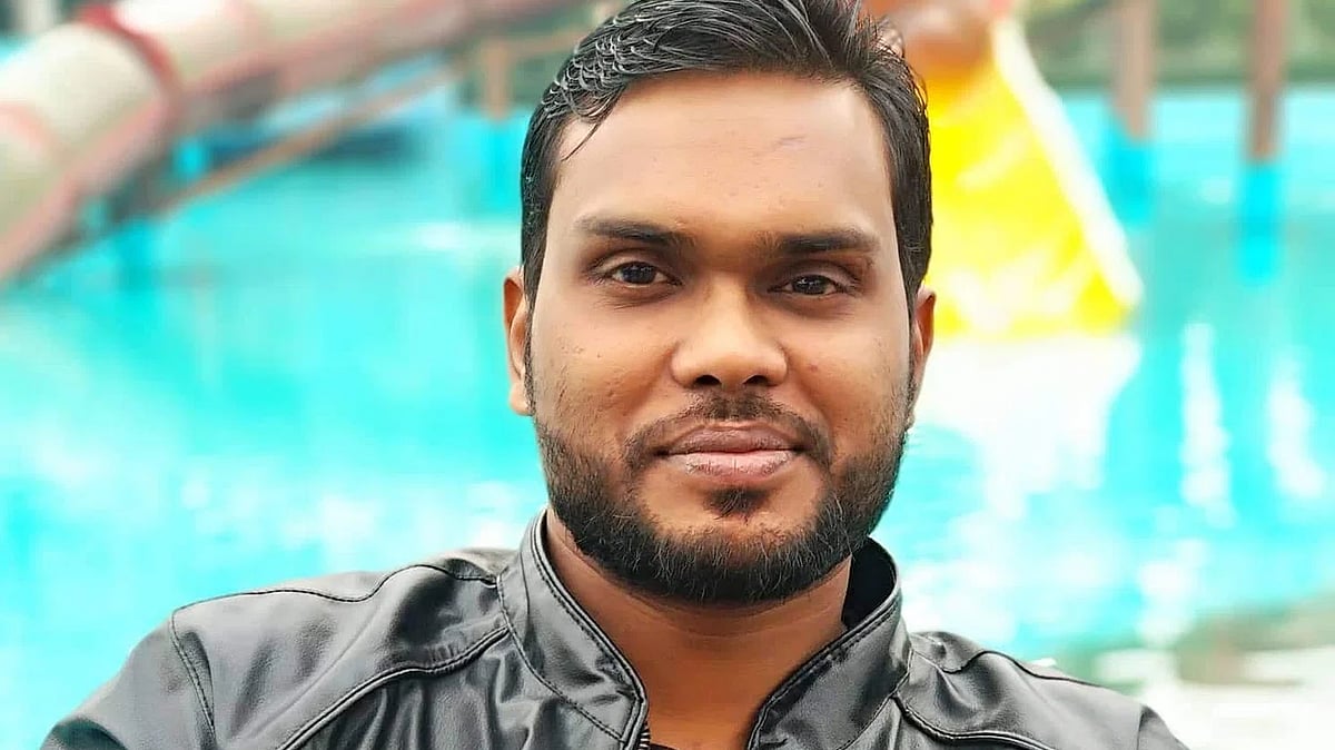 গায়ক নোলক বাবু। ছবি: ফেসবুক 