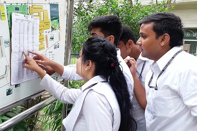 এইচএসসি ও সমমানের ব্যবহারিক পরীক্ষা নিয়ে জরুরি নির্দেশনা