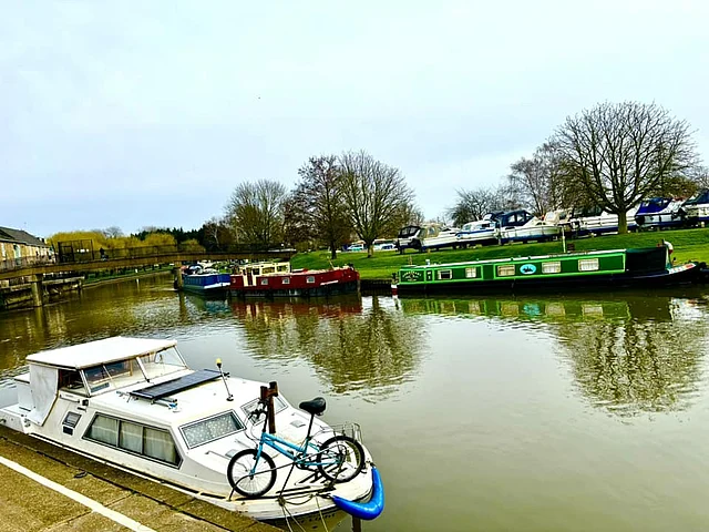 মেল্টিং নদী