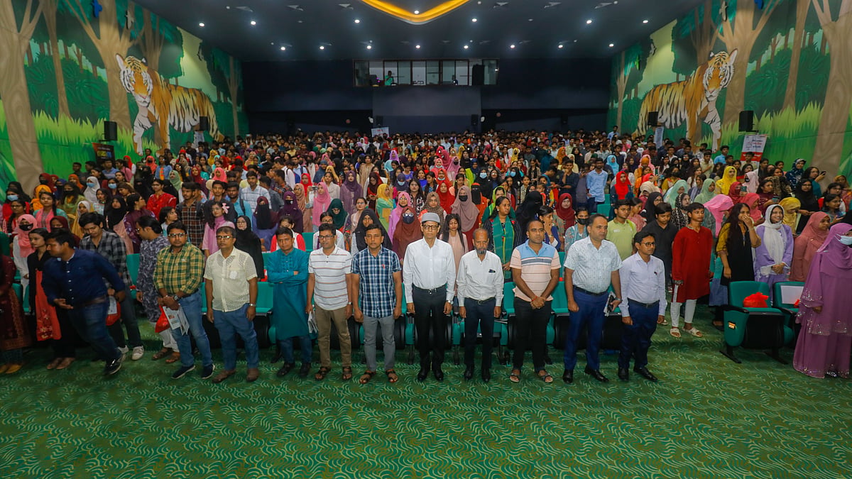 ছবি: সাদ্দাম হোসেন