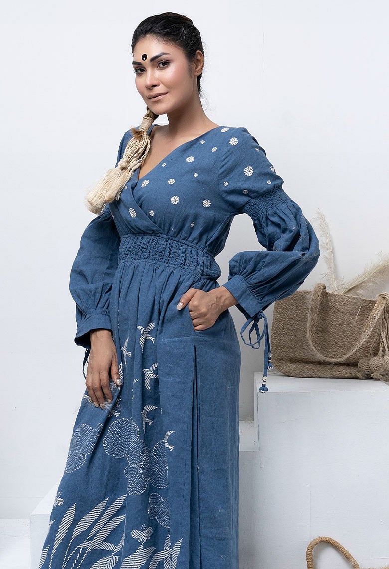 বন্যায় ক্ষতিগ্রস্তদের সাহায্য করতে নিলামে আফসানা ফেরদৌসীর পরিবেশবান্ধব পোশাক