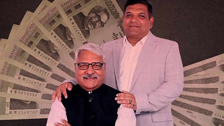 ছেলেকে নিয়ে শামসুল হক টুকুর ‘দখলের উৎসব’