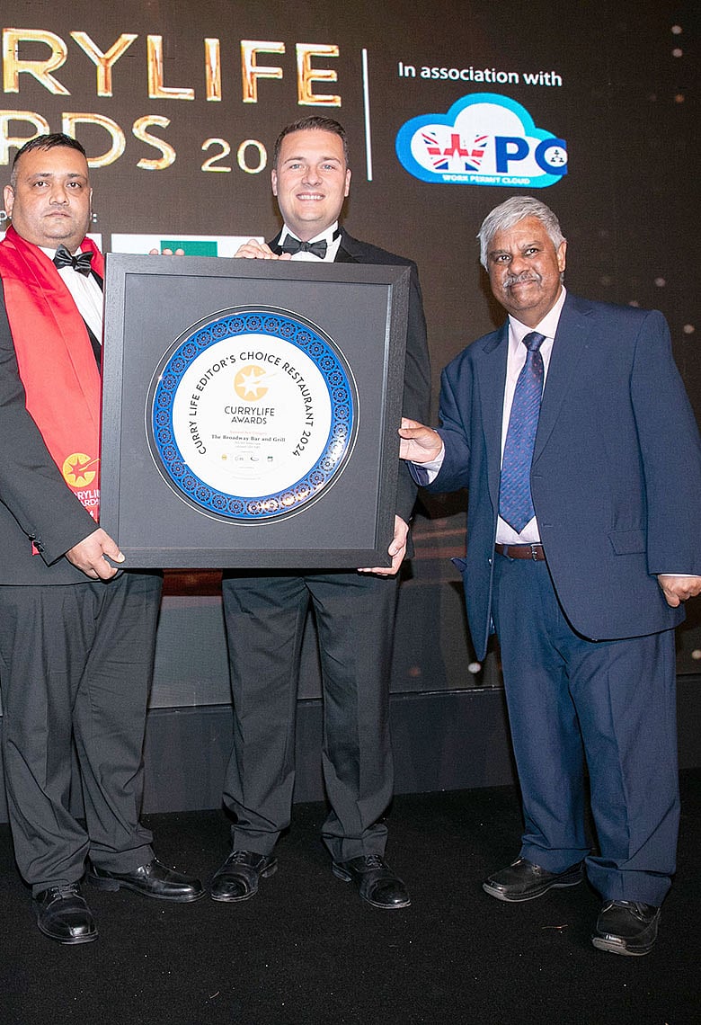 কারি লাইফ অ্যাওয়ার্ডের ১৫তম আসর: সরগরম আয়োজনে রেস্টুরেন্ট খাতের সাফল্য উদ্‌যাপন