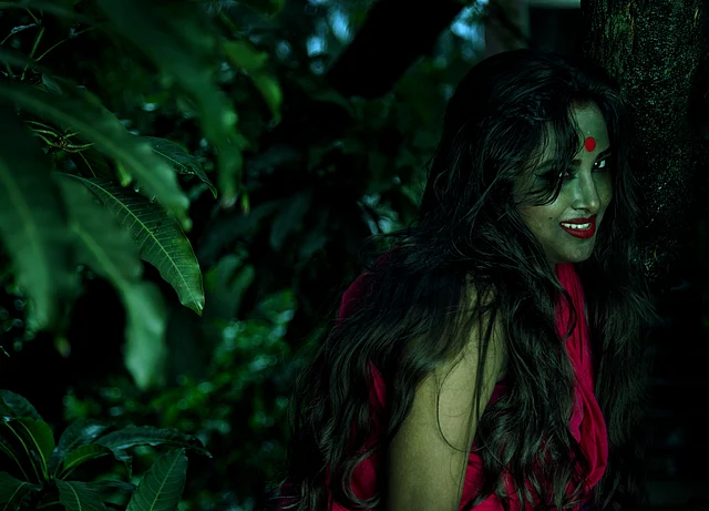 সবুজ তার গায়ের রং