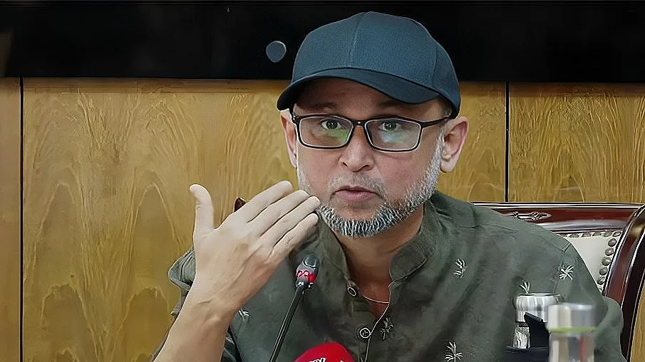 সংস্কৃতিবিষয়ক উপদেষ্টা মোস্তফা সরয়ার ফারুকীফাইল ছবি
