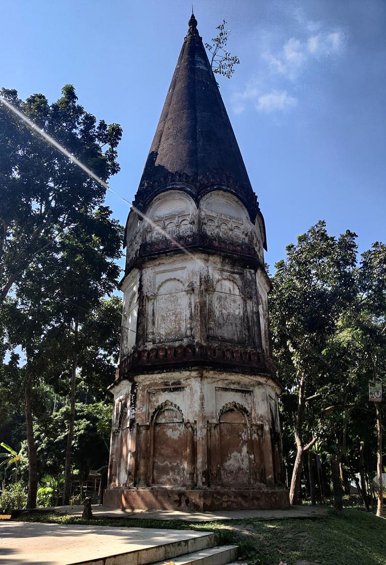 বাংলা সাহিত্যের প্রথম নারী কবি চন্দ্রাবতীর বাড়িতে একদিন