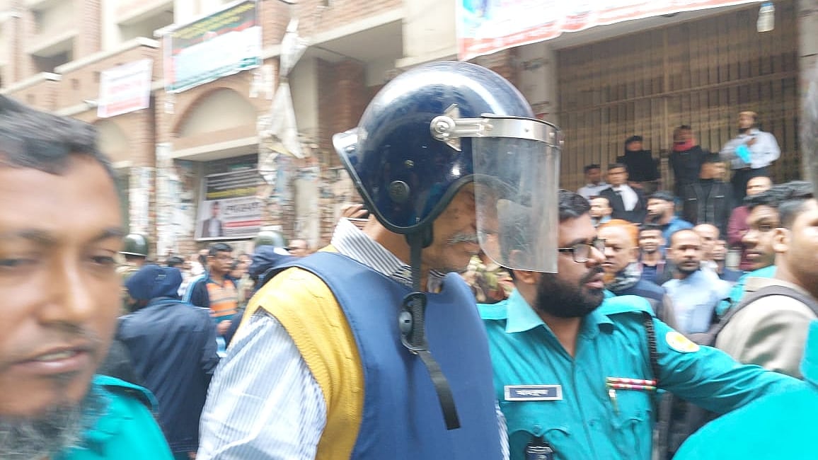 ছবি: আসাদুজ্জামান