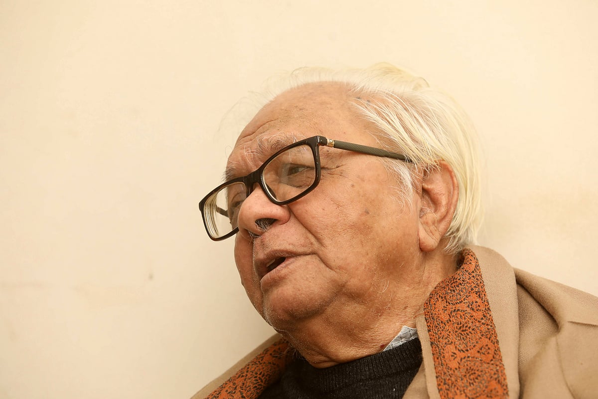 দেশে সবাই আমাকে উপেক্ষা করেছে, বিশেষ সাক্ষাৎকারে: বদরুদ্দীন উমর by সোহরাব হাসান ও মনোজ দে