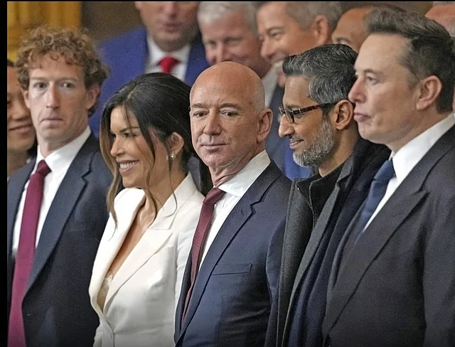 টেক দুনিয়ার এতসব বড় বড় ব্যক্তিত্ব এর আগে একসঙ্গে আসেন নি যুক্তরাষ্ট্রের প্রেসিডেন্ট অভিষেকে। তবে কি সবাই ডোনেশন দিয়েছেন ট্রাম্পকে?