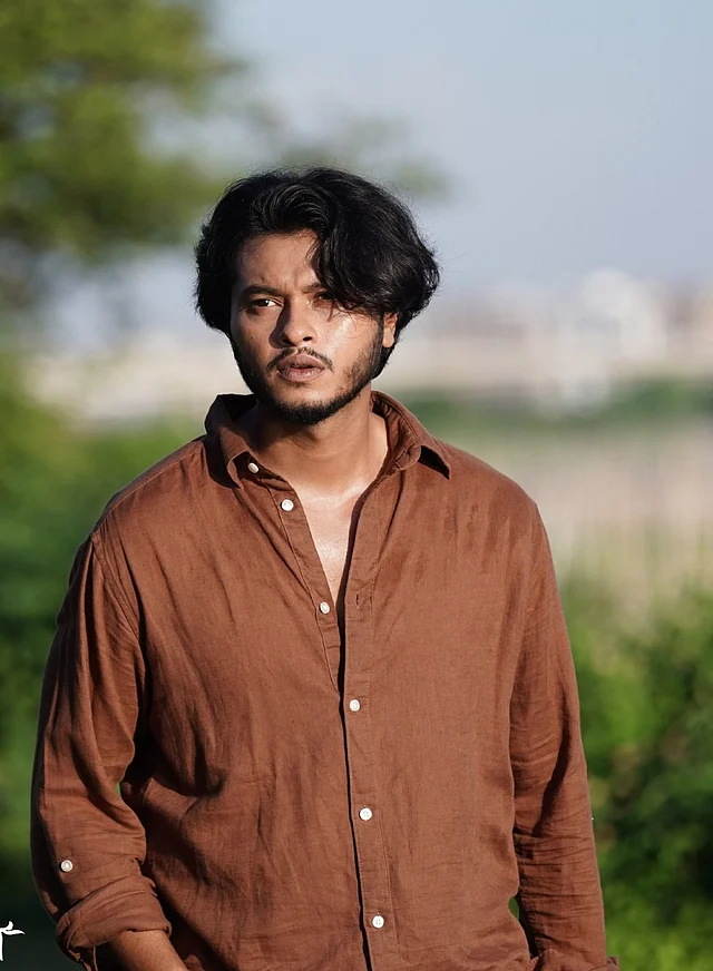 আরশ খান। ছবি: শিল্পীর সৌজন্যে