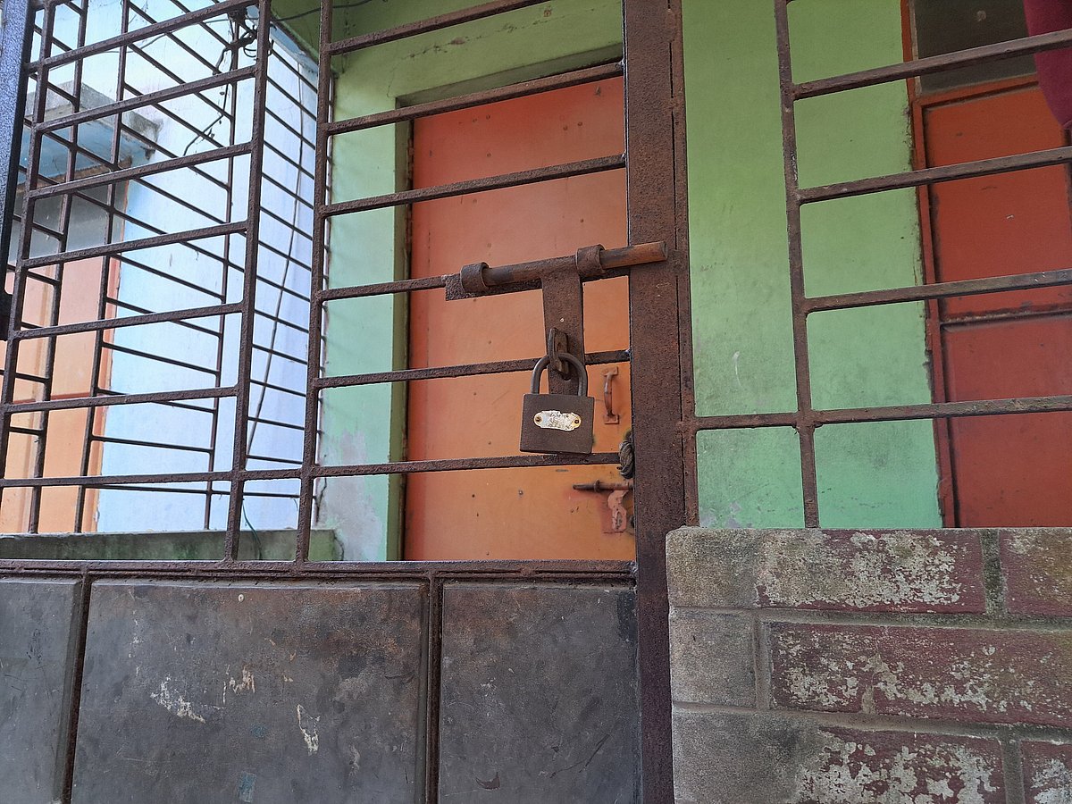 গাজীপুরে হামলার ঘটনায় এলাকায় আতঙ্ক, ঘরে ঘরে ঝুলছে তালা