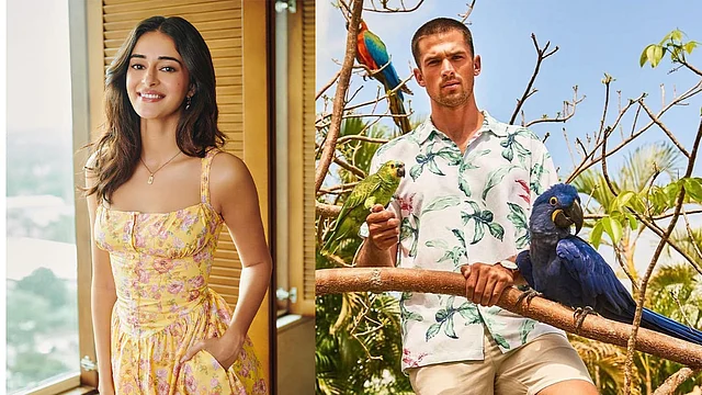 বিচ্ছেদের খবর হাওয়ায় মিলিয়েছে কিছুটা। এরপরই অনন্যা পাণ্ডেকে দেখা যাচ্ছে প্রাক্তন মডেল ও পশুপাখিপ্রেমী ওয়াকার ব্লাঙ্কোর সঙ্গে