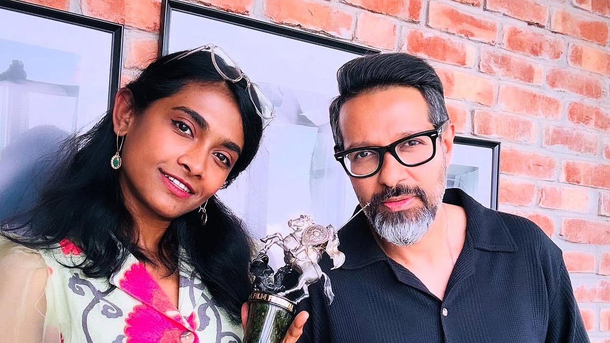 প্রিয়াম ও আসিফ ইসলাম। ছবি: ফেসবুক থেকে