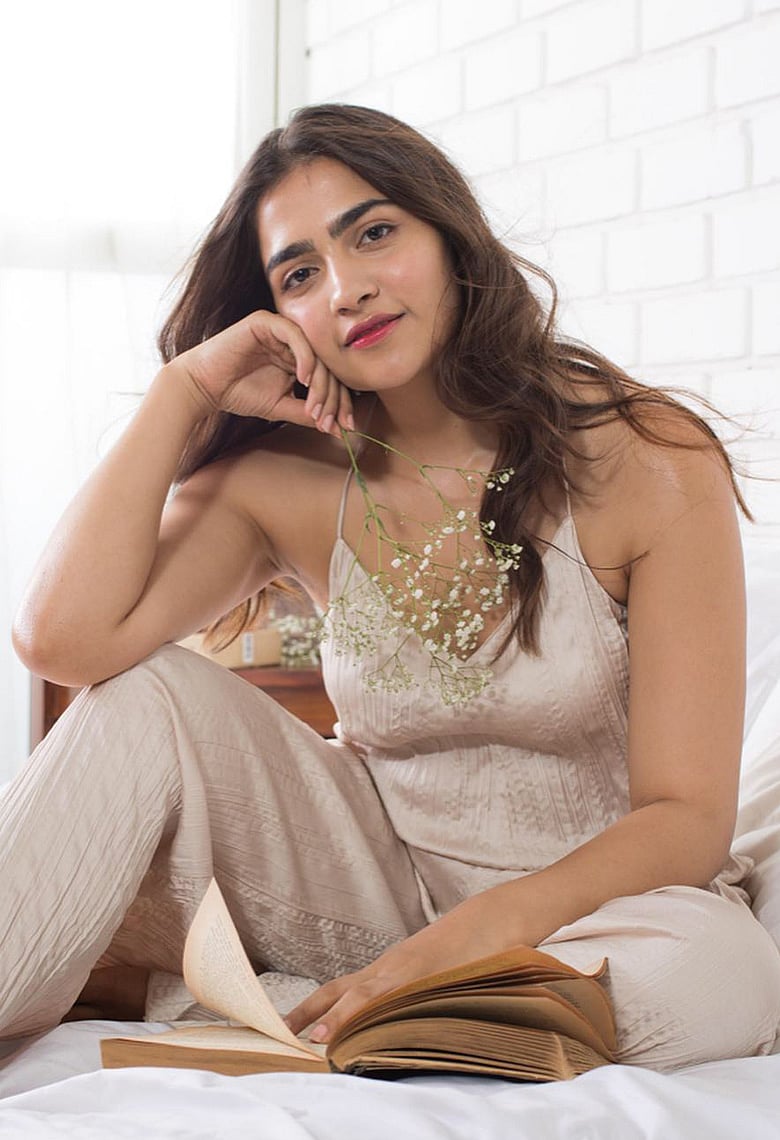 দিনের ও রাতের ত্বকচর্চার রুটিন কেন আলাদা হওয়া জরুরি