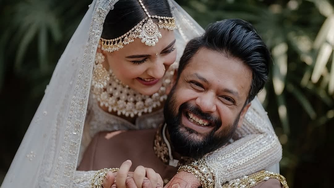 চলতি বছরের ১৪ ফেব্রুয়ারি মেহজাবীন ও আদনান আল রাজীবের আক্‌দ সম্পন্ন হয়। 