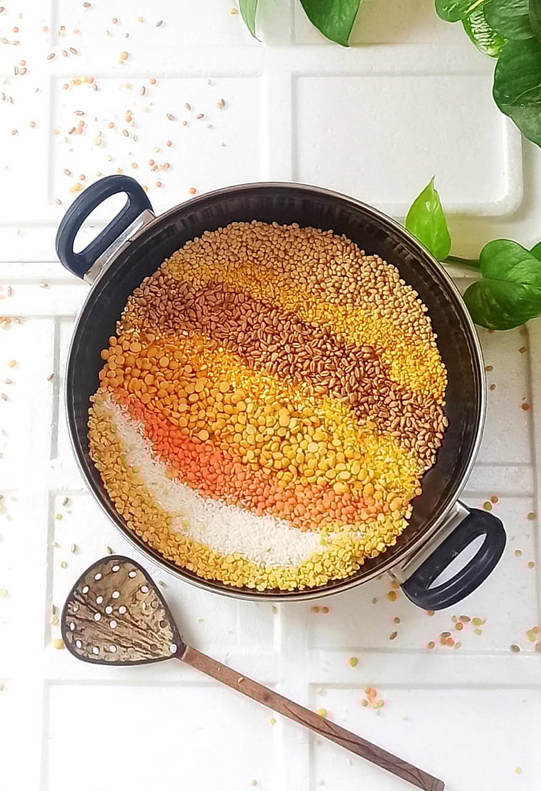 ইফতারে জম্পেশ হালিম বানাতে তৈরি করে রাখুন এই সহজ হালিম মিক্স  