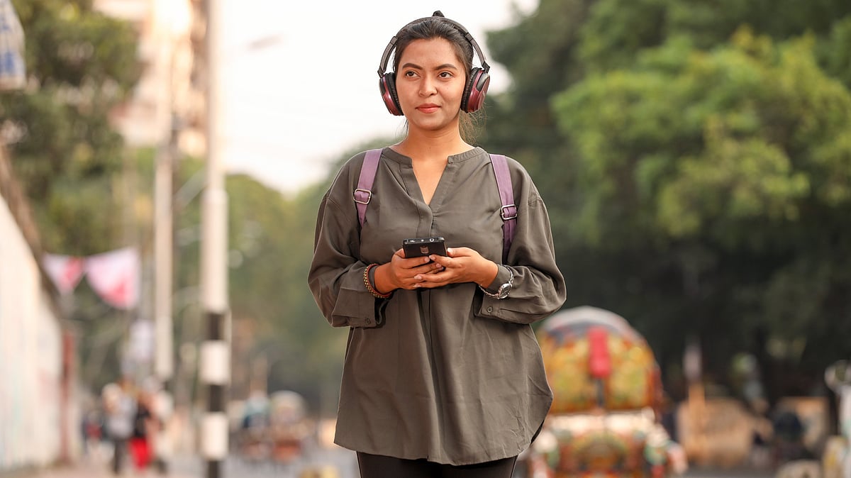 জেন–জি যেভাবে কর্মক্ষেত্রে এআইয়ের সঙ্গে খাপ খাইয়ে নিচ্ছে