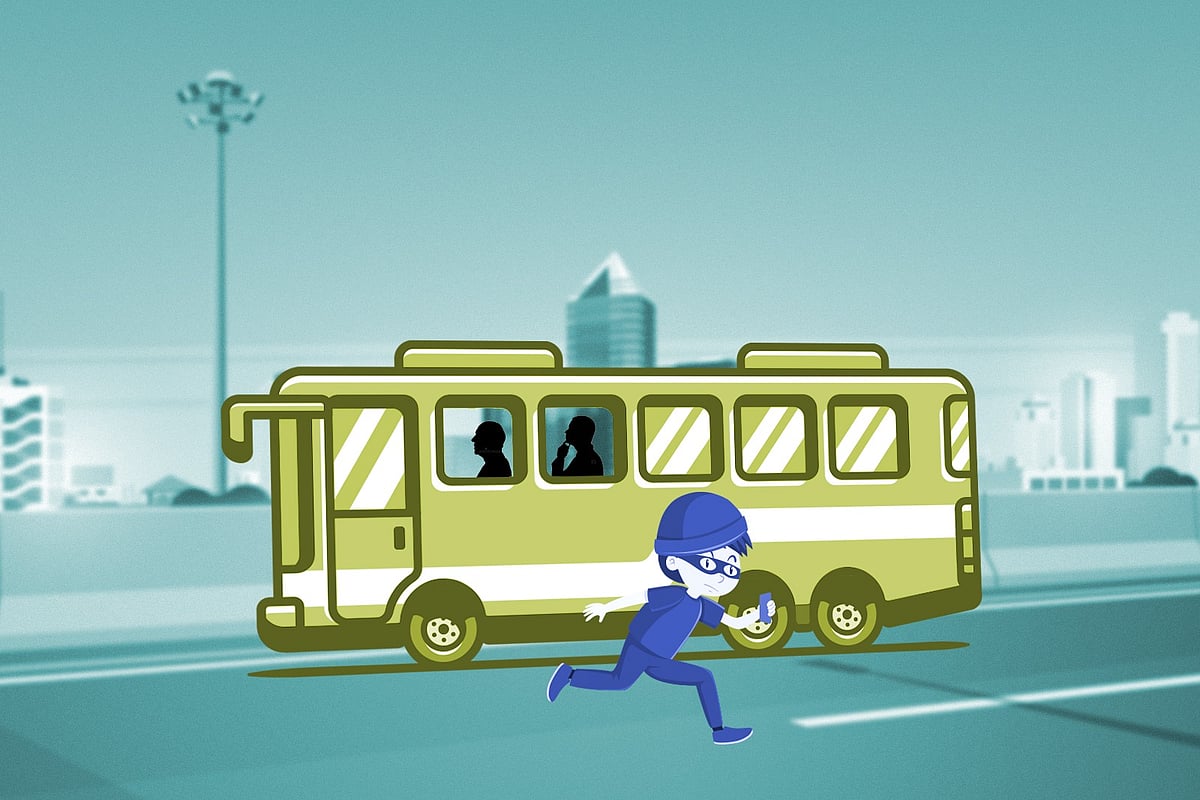 ছিনতাইয়ের শিকার বিশ্ববিদ্যালয় শিক্ষকের বাসায় হাজির আসামির ছেলে, ভয়ে বাসাবদলের চিন্তা by আসাদুজ্জামান