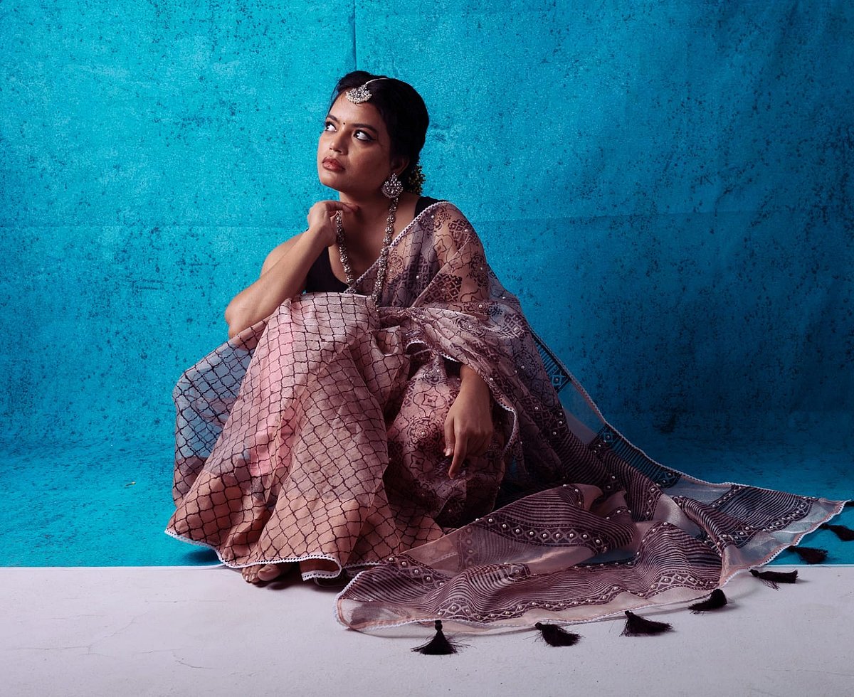 সিল্ক অরগাঞ্জায় ঋতির জমকালো ঈদের শাড়ি