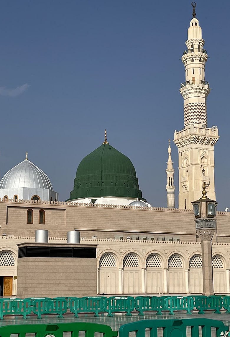 দেখুন বিশ্বের সবচেয়ে বড় ১০টি মসজিদ, আছে বাংলাদেশের বায়তুল মোকাররমও 