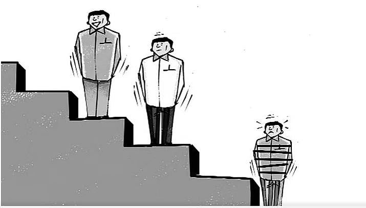 পঁচিশ ক্যাডার বনাম এক ক্যাডার: সরকার কোন পক্ষে by তুহিন ওয়াদুদ