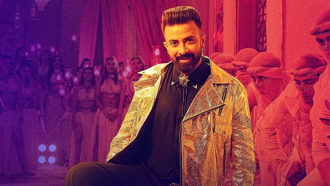 ‘বরবাদ’ সিনেমার গানের দৃশ্যে শাকিব খান। ছবি: ফেসবুক থেকে