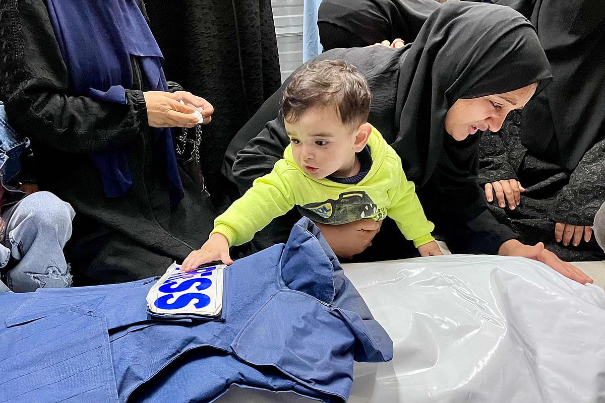 গাজায় ইসরায়েলের হামলায় আরও ৫৮ ফিলিস্তিনি নিহত