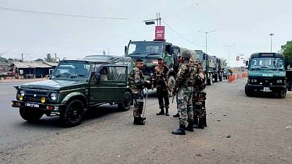 ওয়াক্ফ আইন ঘিরে উত্তাল মুর্শিদাবাদ