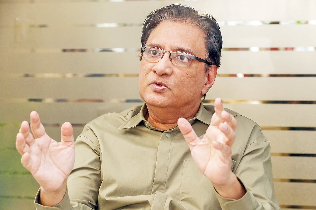 সমঝোতা না হলে রাস্তা দখলের রাজনীতি ফিরবে: বিশেষ সাক্ষাৎকারে মির্জা হাসান