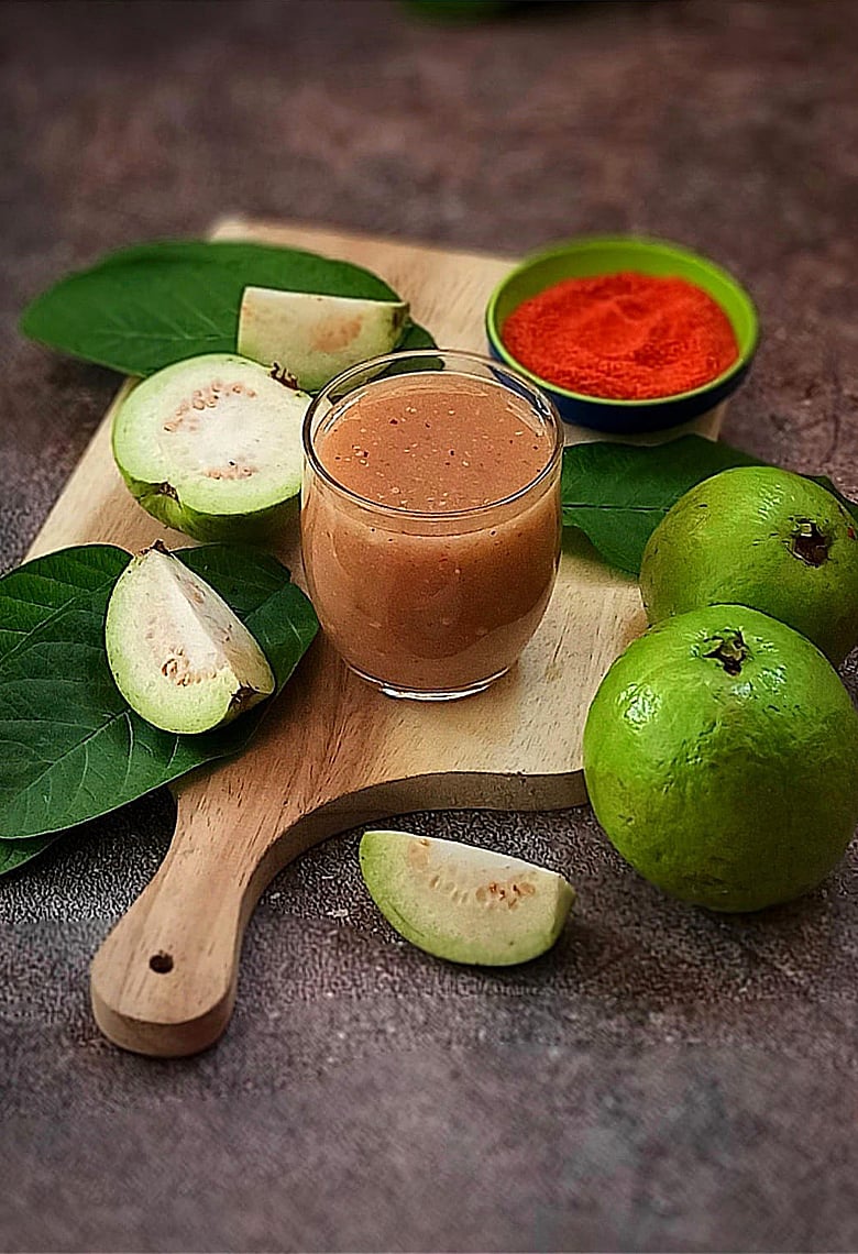 এক গ্লাস জুসেই পাবেন জিবে জল আনা পেয়ারা মাখার স্বাদ