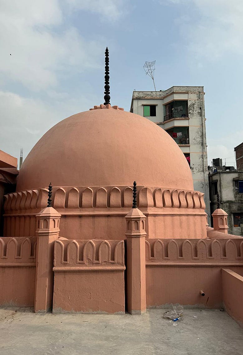 অনেকেই জানেন না ঢাকার সুলতানি আমলের এই মসজিদের কথা