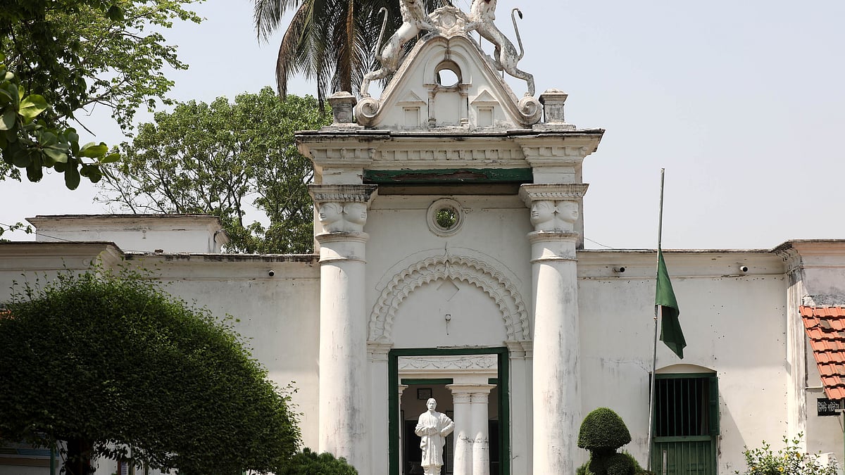 পতিসরে কাছারিবাড়ির মূল ফটক