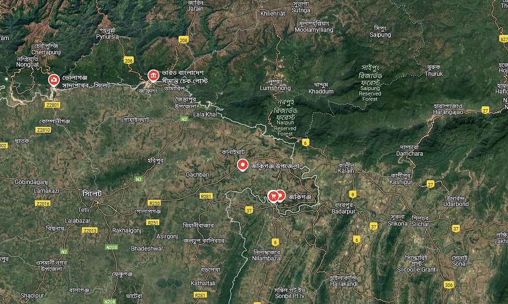 সিলেট সীমান্তে মাইকে ঘোষণা দিয়ে বিজিবির ওপর হামলা, গুলিবিদ্ধসহ আহত ৩