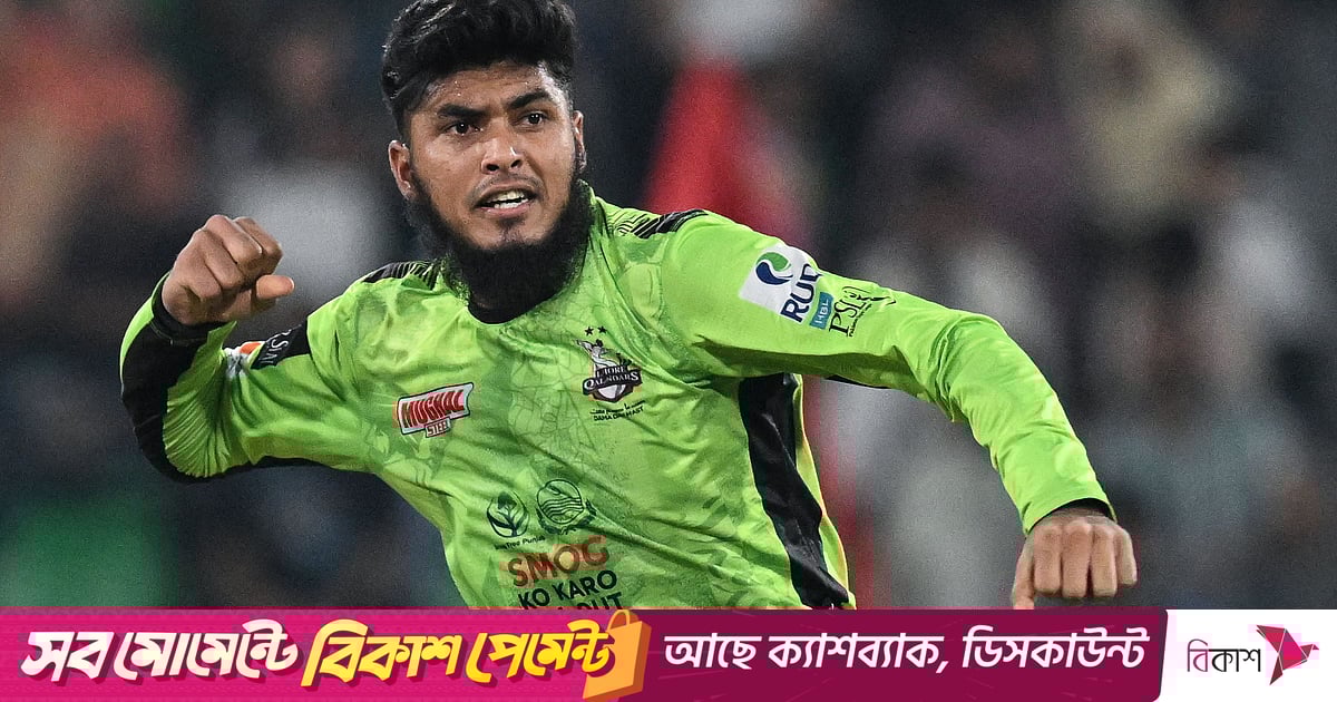 ৩ উইকেট নিয়ে রিশাদ জিতলেন আইফোন
