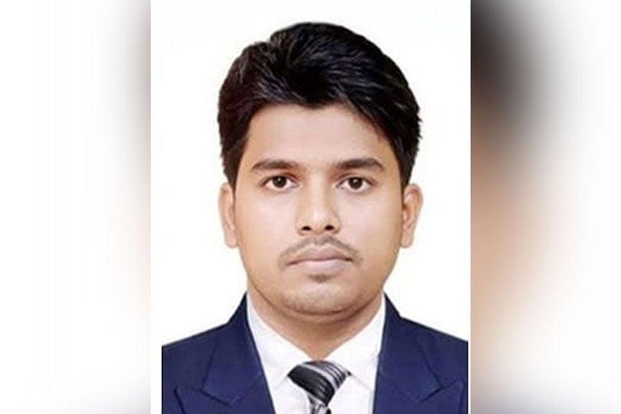 চিকিৎসার জন্য থাইল্যান্ডে যেতে চান আসিফ মাহমুদের সাবেক এপিএস মোয়াজ্জেম