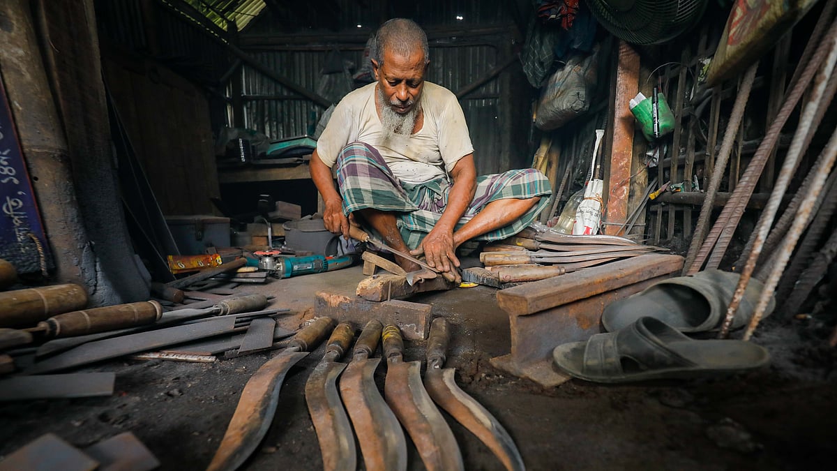 ছবি: সাদ্দাম হোসেন