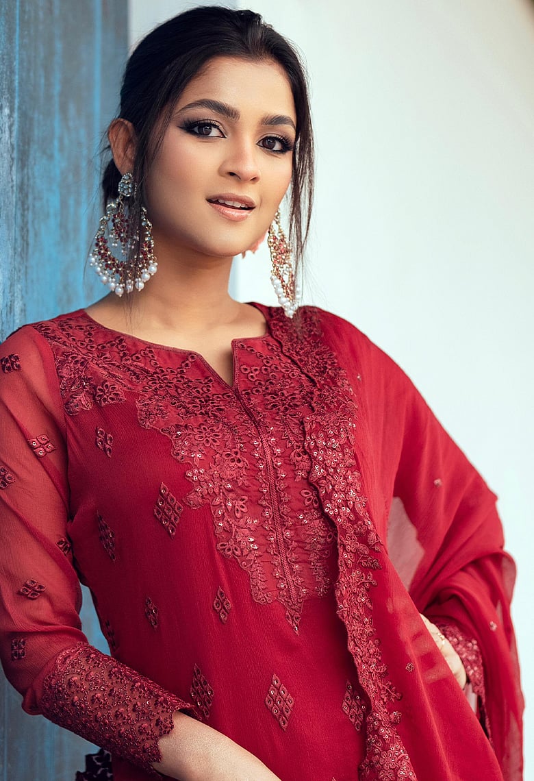 ছোটবেলার আর বড়বেলার ঈদের মধ্যে পার্থক্য হচ্ছে, বড় হয়ে গেছি