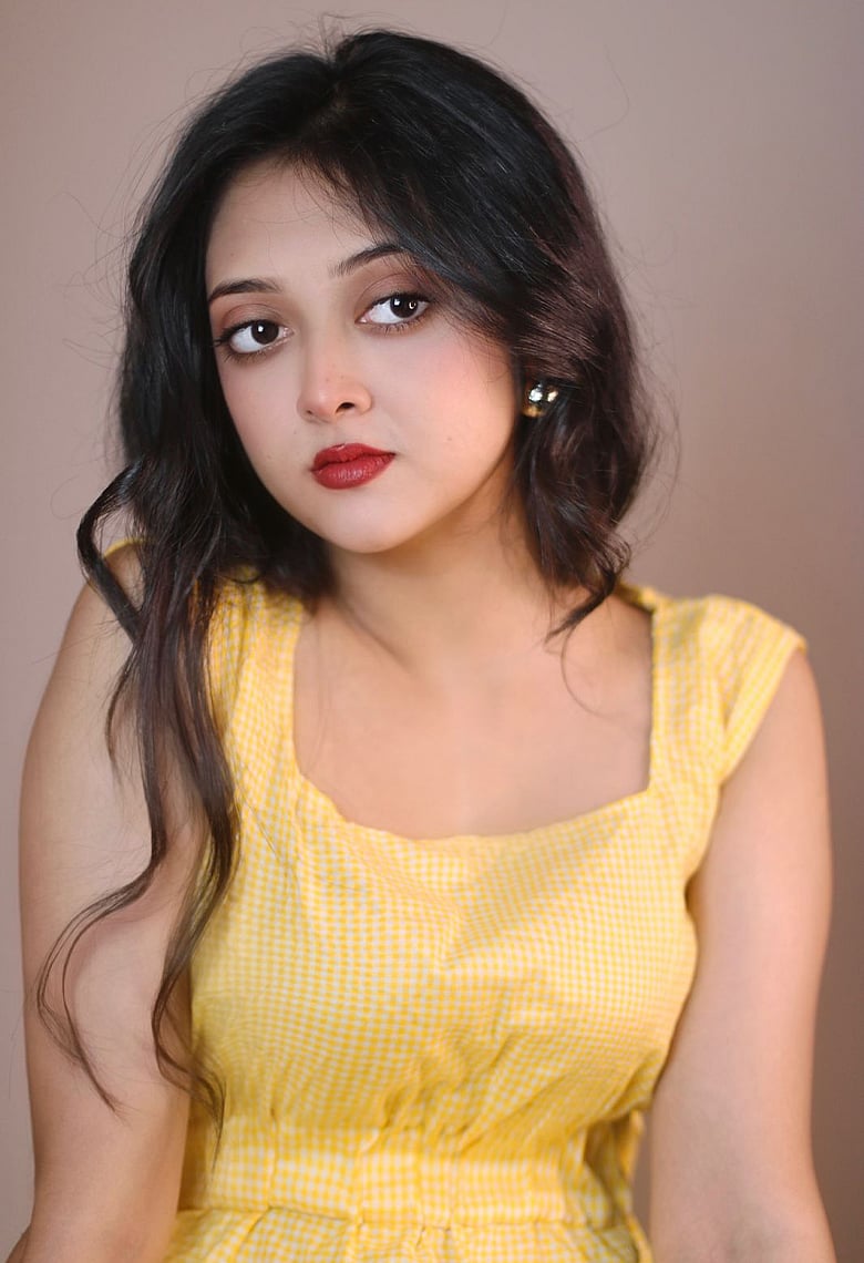 নবীন এই জেন-জি অভিনেত্রীর কাছে শৈশবের ঈদের সেরা স্মৃতি ঈদকার্ড